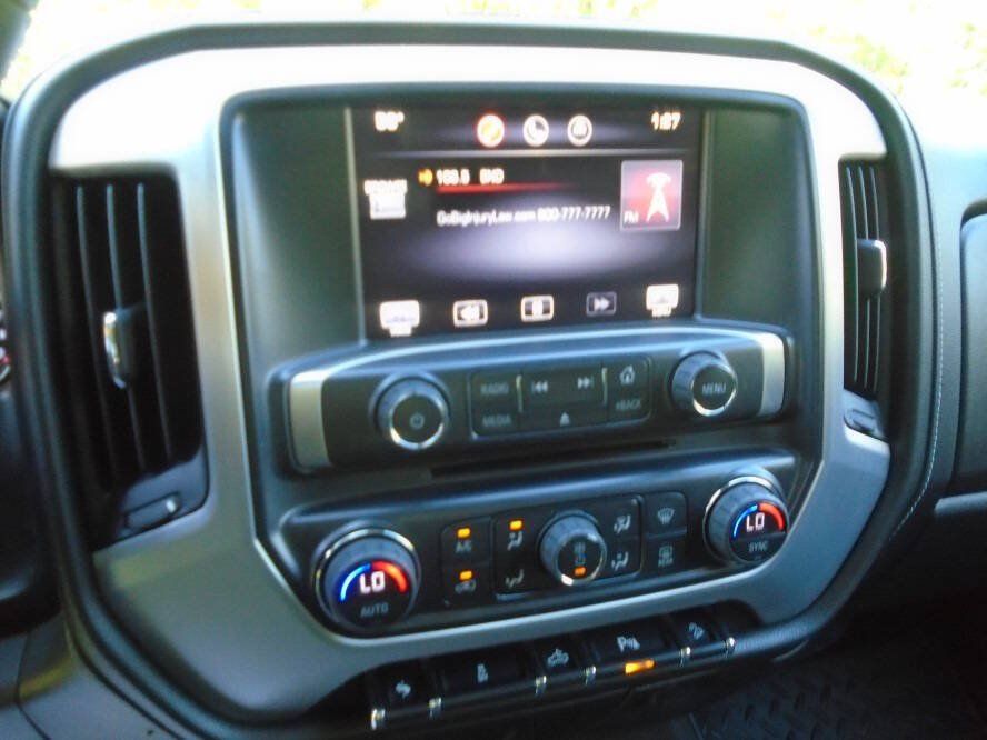 Used 2015 GMC Sierra 2500 SLE w/ SLE Preferred Package AWD/4WD image 14