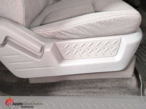 Used 2011 Ford F150 XLT w/ XLT Chrome Pkg image 34