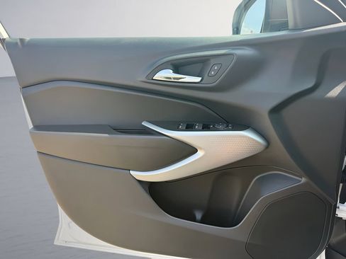 New 2026 Chevrolet Trax LS FWD image 21