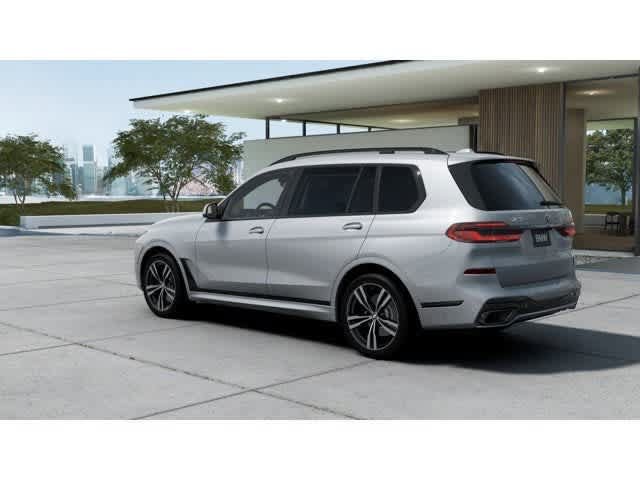 Used 2027 BMW X7 xDrive40i AWD/4WD image 2