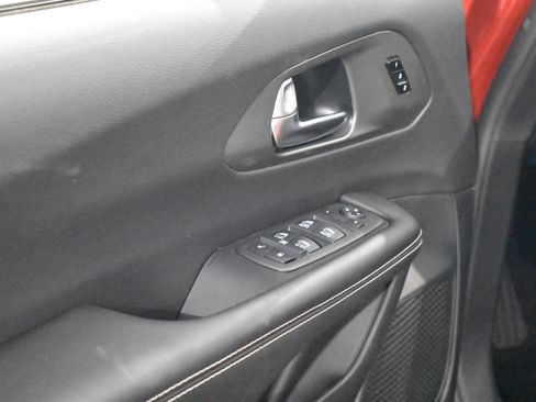 New 2026 Chrysler Pacifica Select image 26