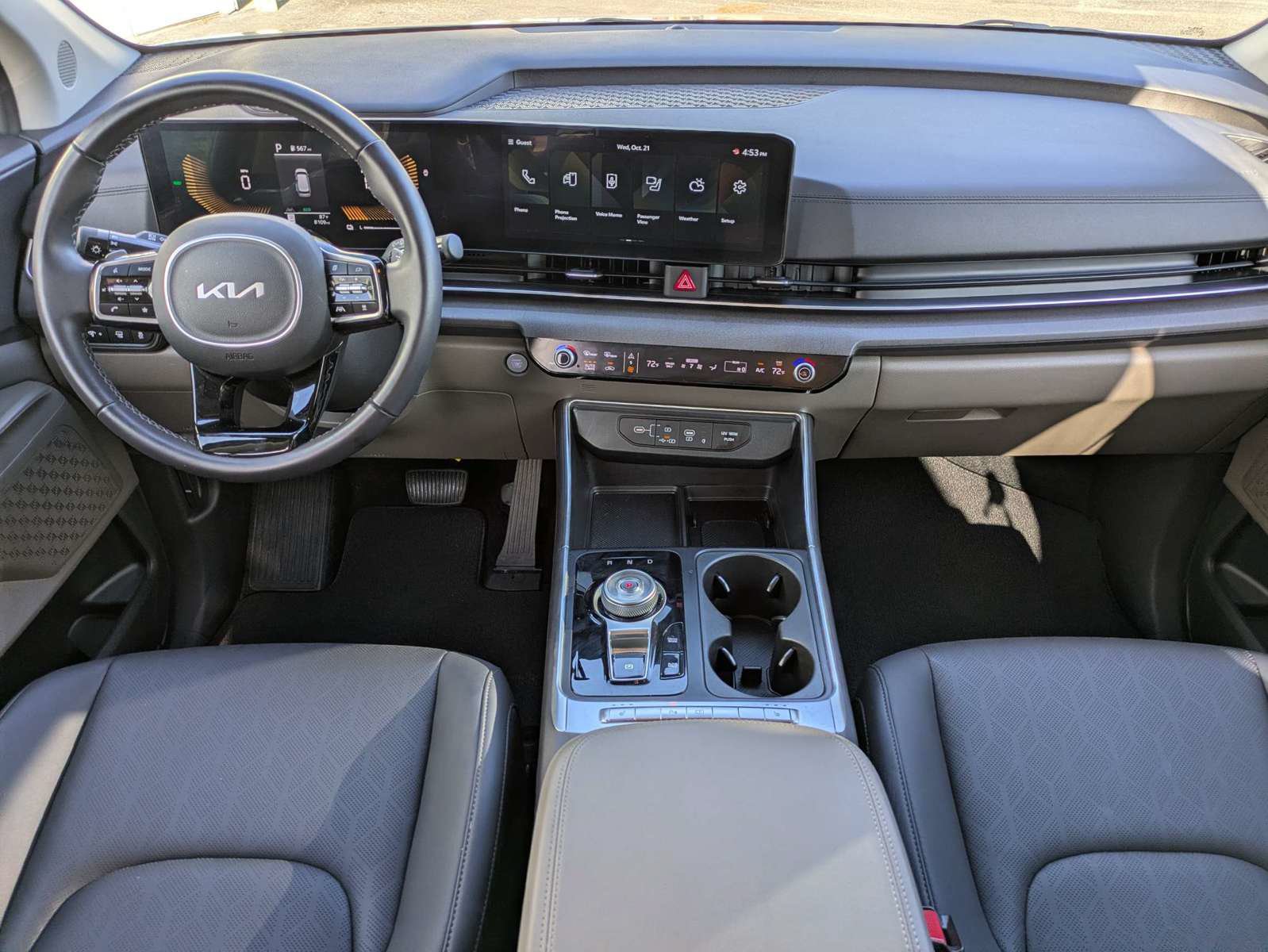 Certified 2026 Kia Carnival EX FWD image 13