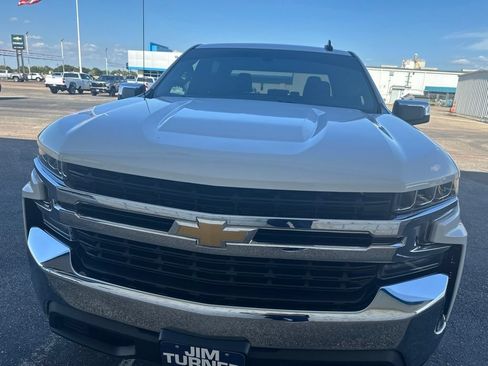 Used 2019 Chevrolet Silverado 1500 LT w/ Texas Edition RWD image 2
