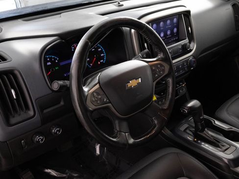 Used 2020 Chevrolet Colorado Z71 w/ Z71 Midnight Edition AWD/4WD image 5