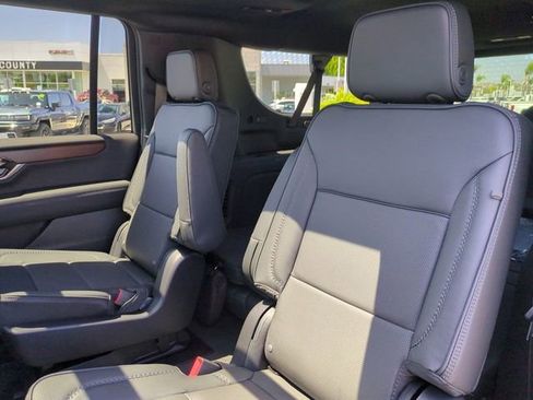 New 2026 GMC Yukon XL Denali w/ Sun & Power Step Package AWD/4WD image 26