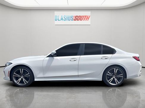 Used 2023 BMW 330i xDrive Sedan w/ Driving Assistance Package AWD/4WD image 6