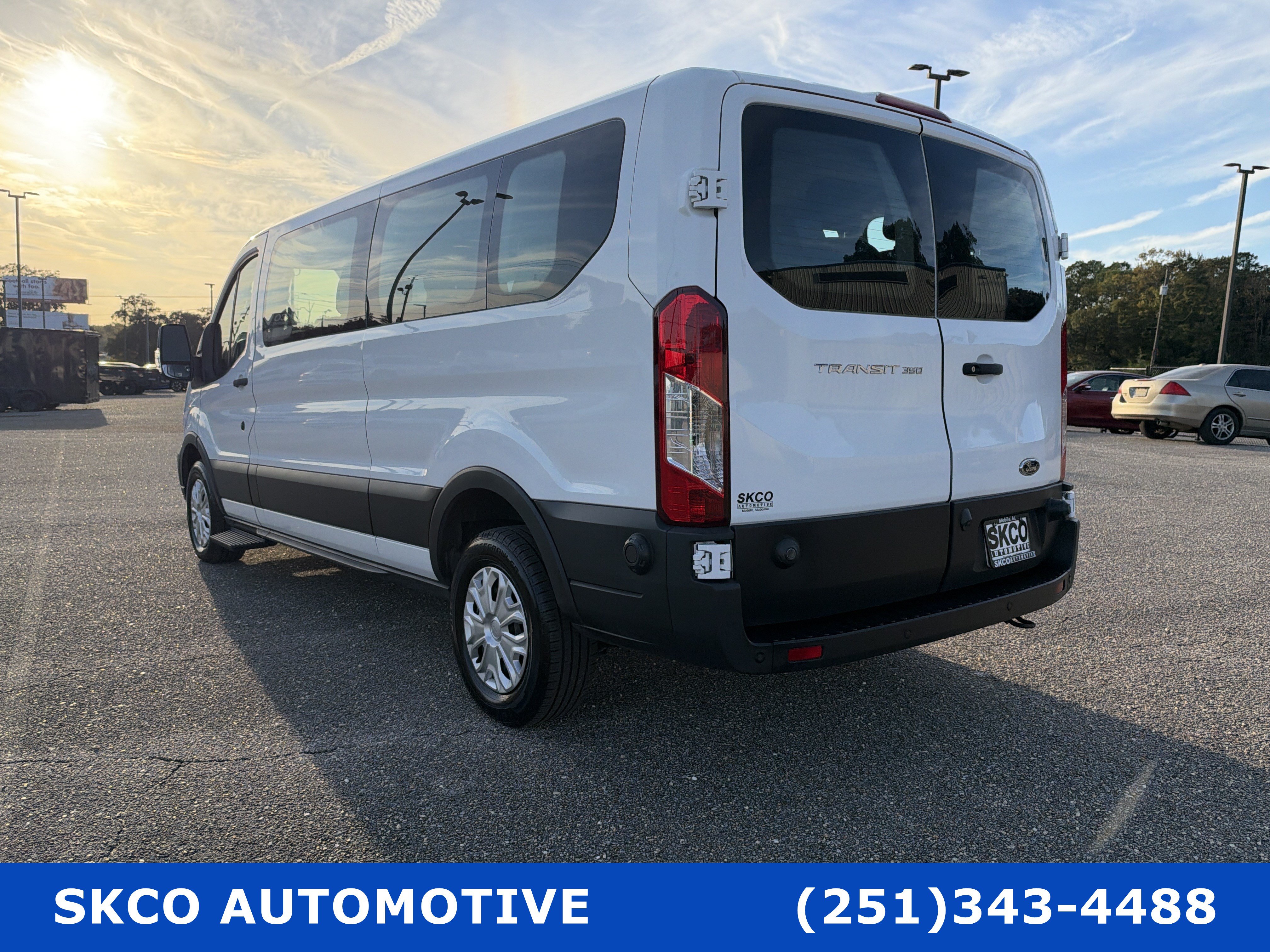 Used 2023 Ford Transit 350 XL RWD image 3