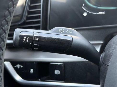 Used 2023 Kia Sportage EX AWD/4WD image 27