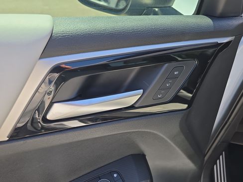 Used 2025 Mitsubishi Outlander SEL FWD image 19