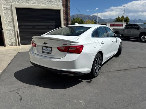 Used 2023 Chevrolet Malibu RS FWD image 8