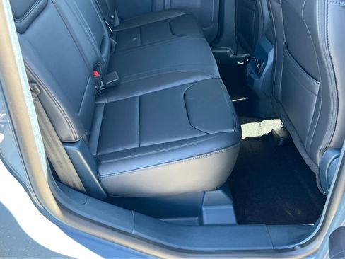 New 2026 Ford Maverick Lariat w/ Black Appearance Package AWD/4WD image 23