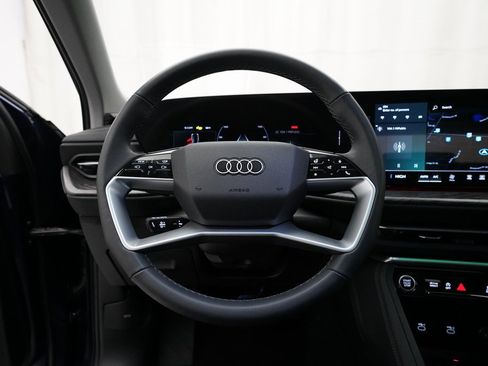 Used 2025 Audi Q5 Premium Plus w/ Premium Plus image 20