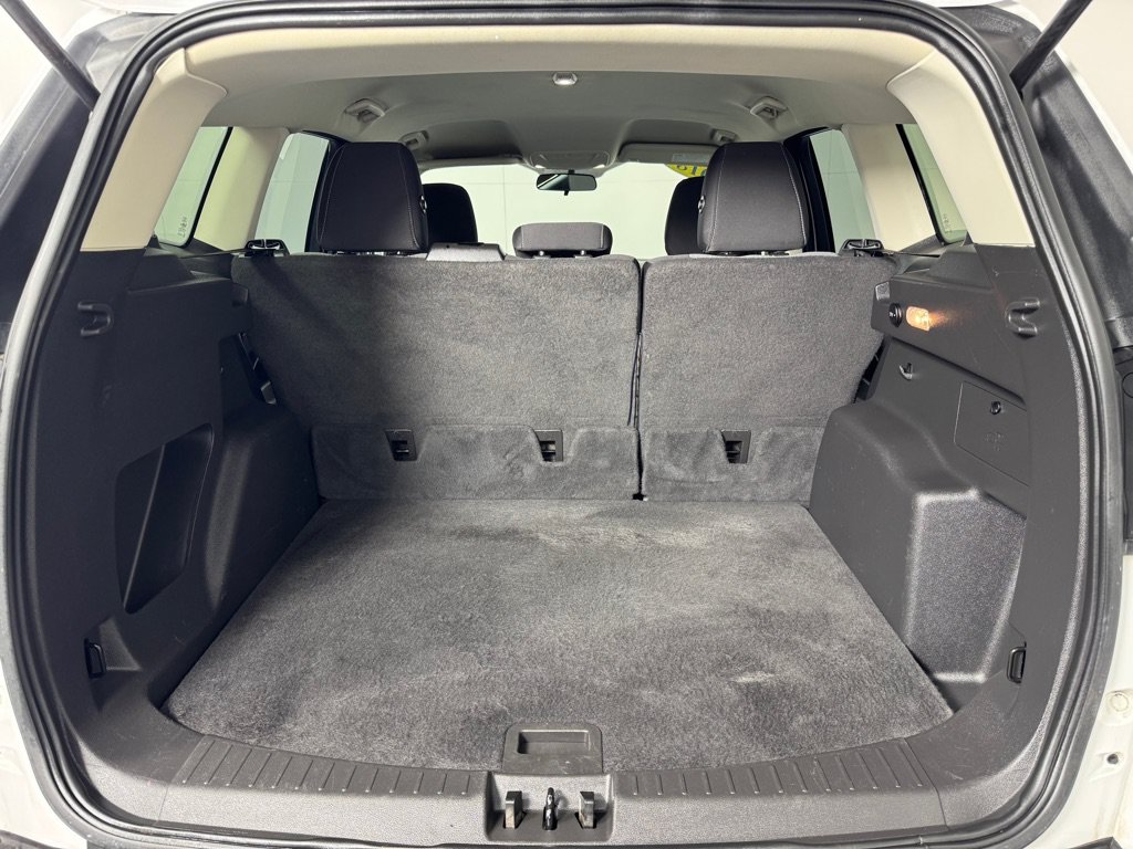Used 2018 Ford Escape SE w/ SE Sync 3 Package FWD image 23