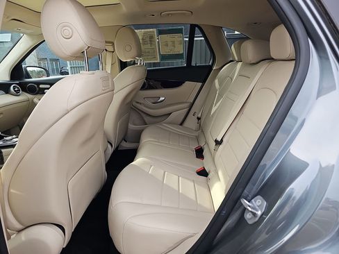 Used 2018 Mercedes-Benz GLC 300 GLC 300 image 17