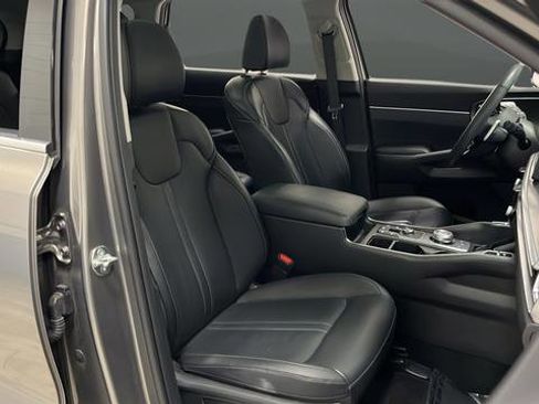 Used 2025 Kia Sorento EX w/ EX Panoramic Sunroof Package AWD/4WD image 23