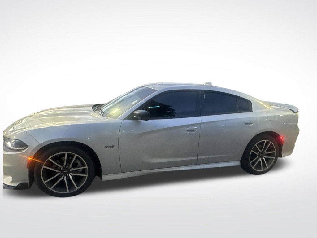 Used 2023 Dodge Charger R/T RWD image 2