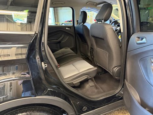 Used 2018 Ford Escape SE AWD/4WD image 33