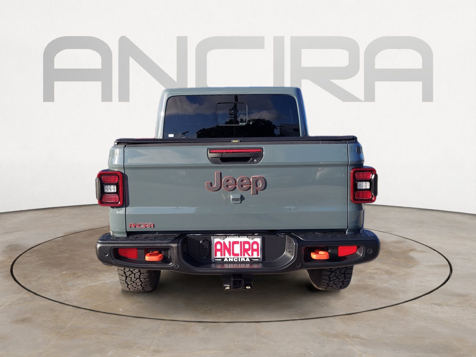 Used 2025 Jeep Gladiator Mojave w/ Steel Bumper Group AWD/4WD image 9
