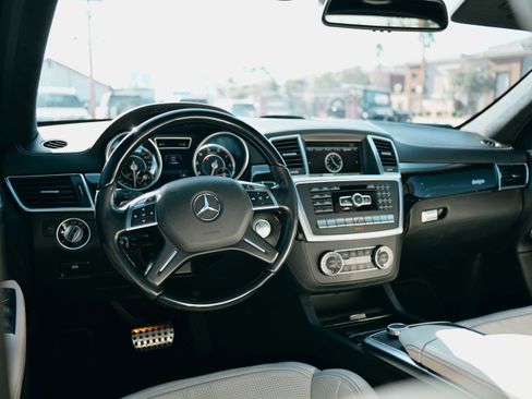 Used 2015 Mercedes-Benz GL 63 AMG 4MATIC w/ Accessory Chrome Package image 10