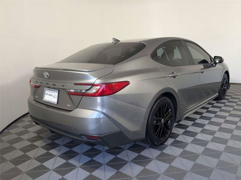 Certified 2025 Toyota Camry SE FWD image 6