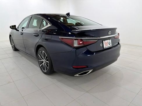 Used 2023 Lexus ES 350 w/ Premium Package FWD image 3