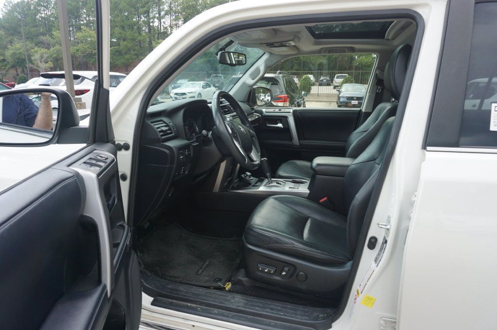 Used 2018 Toyota 4Runner Limited AWD/4WD image 2