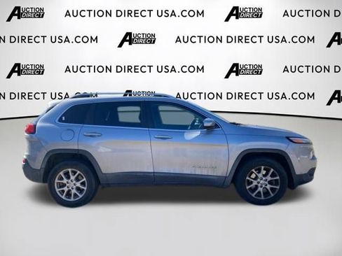 Used 2016 Jeep Cherokee Latitude w/ Trailer Tow Group image 21