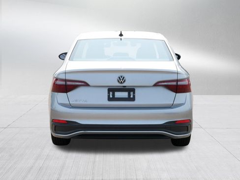 Used 2024 Volkswagen Jetta Sport FWD image 6