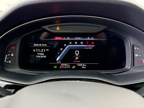 Used 2025 Audi Q7 3.0T Premium Plus image 22