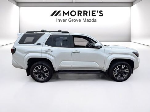 Used 2025 Toyota 4Runner TRD Sport AWD/4WD image 4