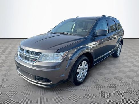 Used 2018 Dodge Journey SE FWD image 3