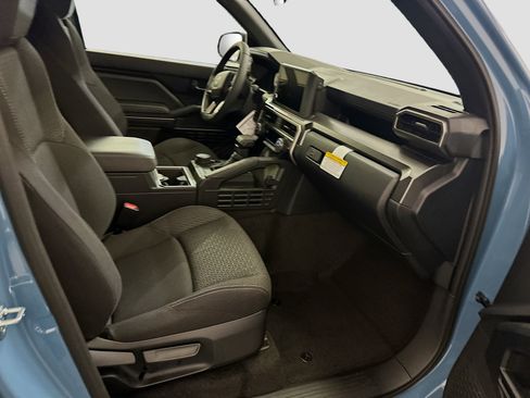Used 2026 Toyota 4Runner SR5 AWD/4WD image 32
