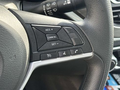 Used 2025 Nissan Altima 2.5 SV image 31