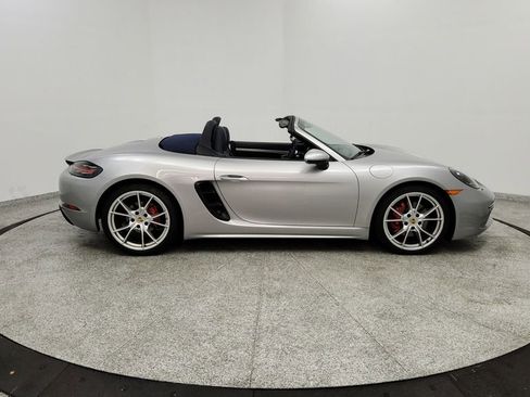 Used 2017 Porsche 718 Boxster S RWD image 6