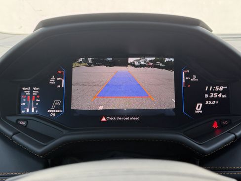 Used 2023 Lamborghini Huracan EVO RWD image 20