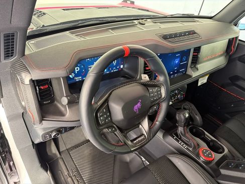 Used 2025 Ford Bronco Raptor AWD/4WD image 13