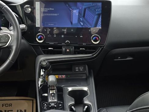 Used 2024 Lexus NX 350h AWD image 20
