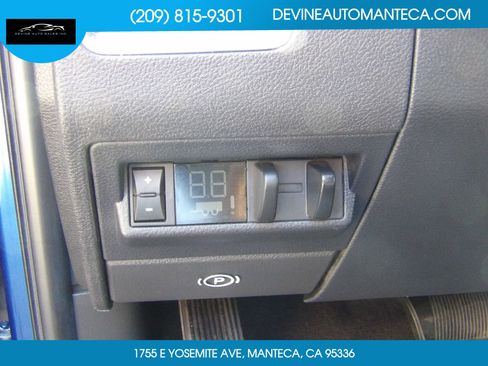 Used 2011 RAM 2500 Laramie w/ Cold Weather Group image 18