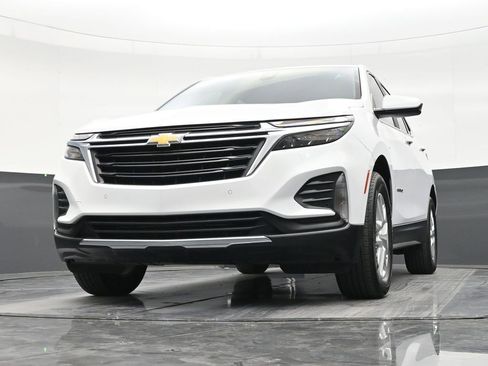 Used 2024 Chevrolet Equinox LT FWD image 27