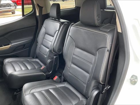 Used 2018 GMC Acadia Denali image 20