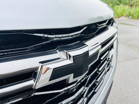 Used 2023 Chevrolet Traverse RS image 17