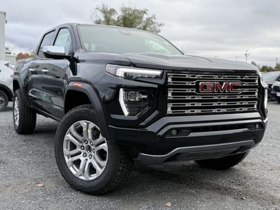 New 2026 GMC Canyon Denali w/ LPO, Denali Black Edition