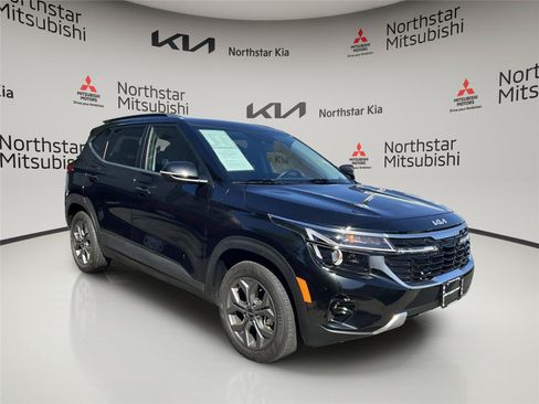 Used 2024 Kia Seltos S AWD/4WD image 6