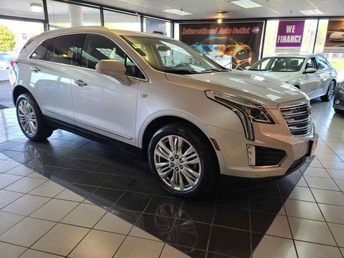 Used 2019 Cadillac XT5 Premium Luxury image 4