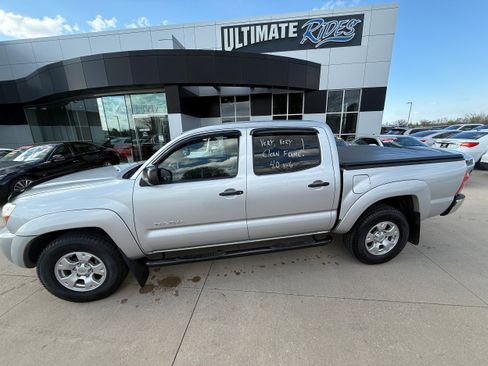 Used 2007 Toyota Tacoma 4x4 Double Cab image 2