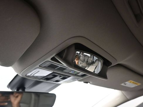 Used 2018 Honda Odyssey Elite image 29