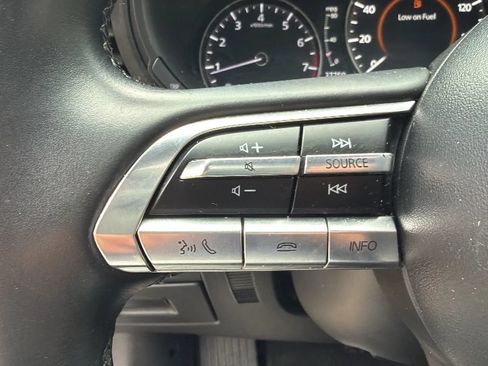 Used 2019 MAZDA MAZDA3 Hatchback w/ Premium Package FWD image 21