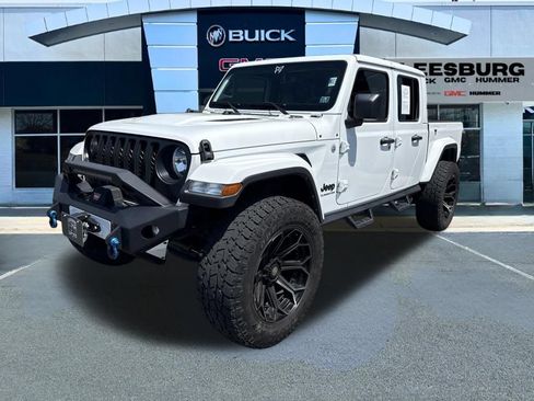 Used 2022 Jeep Gladiator Overland w/ Cold Weather Group AWD/4WD image 3