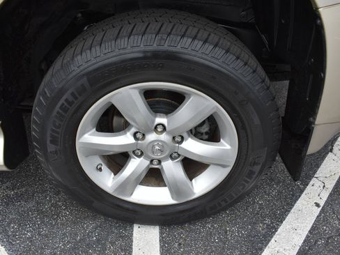 Used 2013 Lexus GX 460 w/ Comfort Plus Pkg AWD/4WD image 34