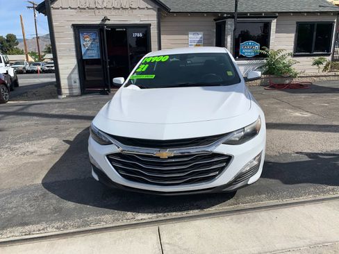 Used 2021 Chevrolet Malibu LT image 5